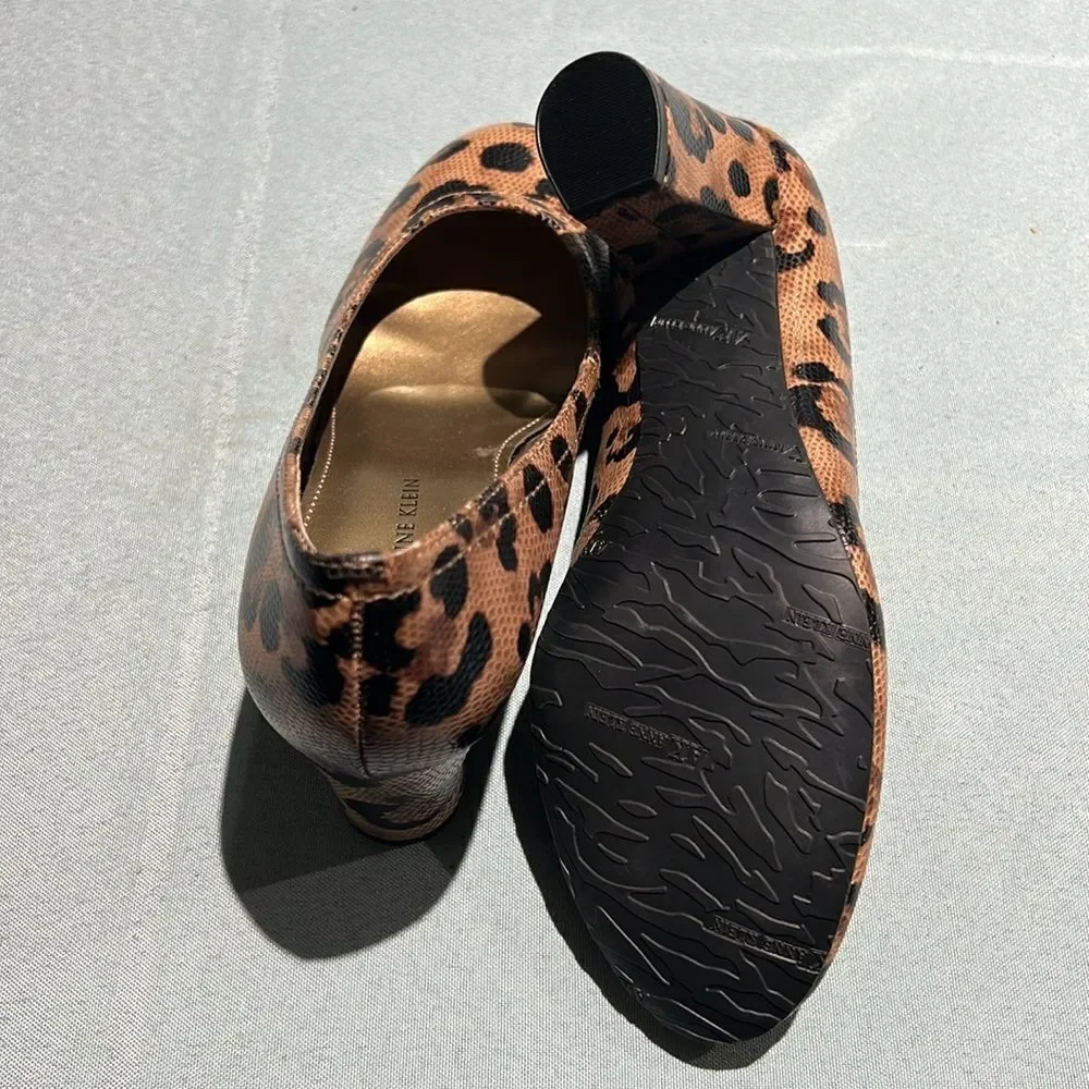 Anne Klein Leopard‎ Print Heels Size 6 B35